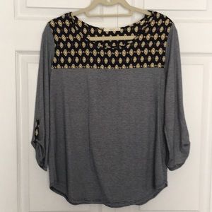 Le Lis Navy and yellow top